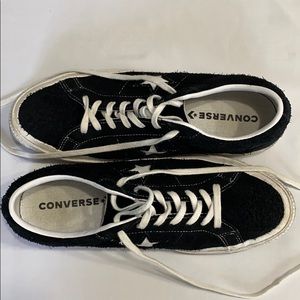 Black felt-material converse